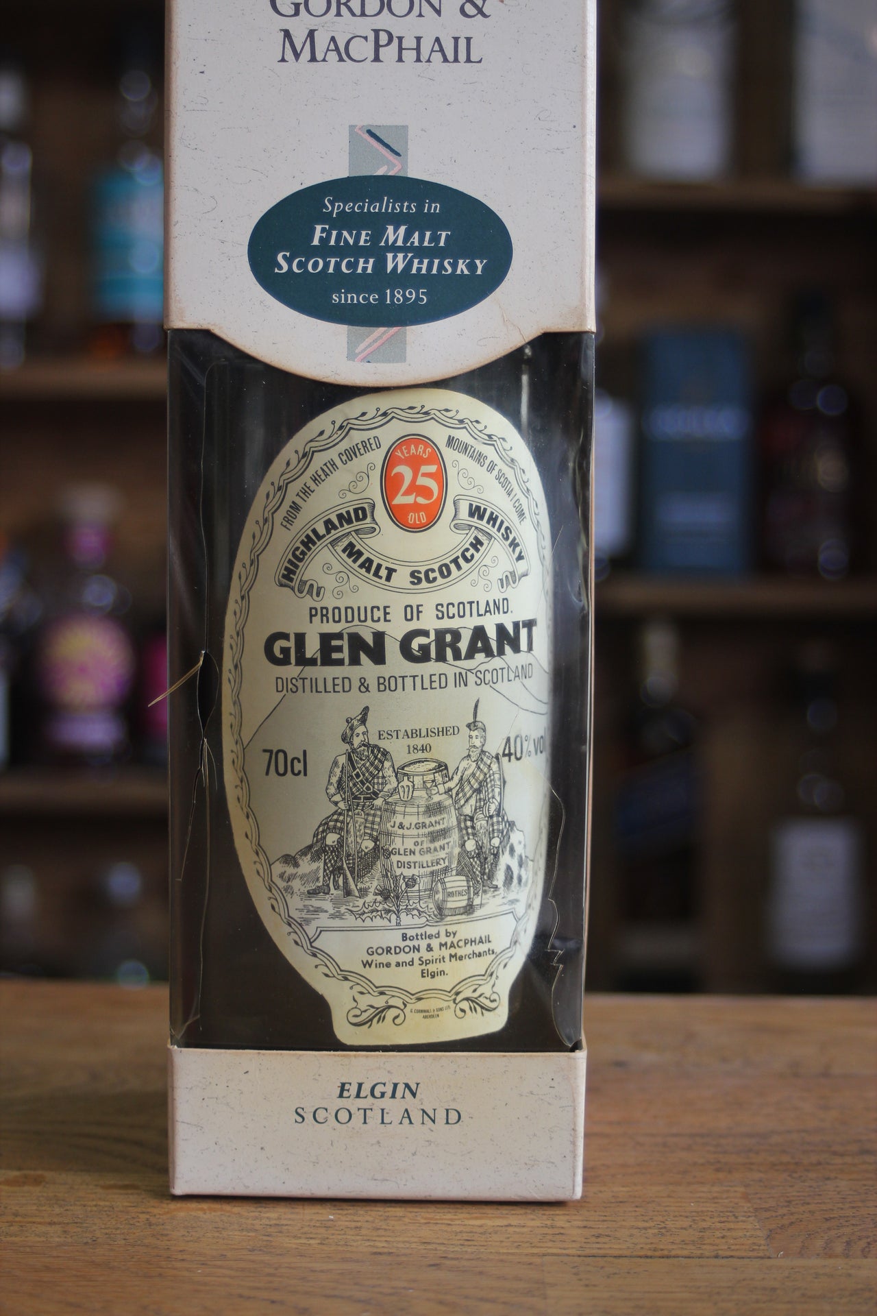 Gordan & MacPhail Glen Grant 25 Year Old 70cl 40% Vol